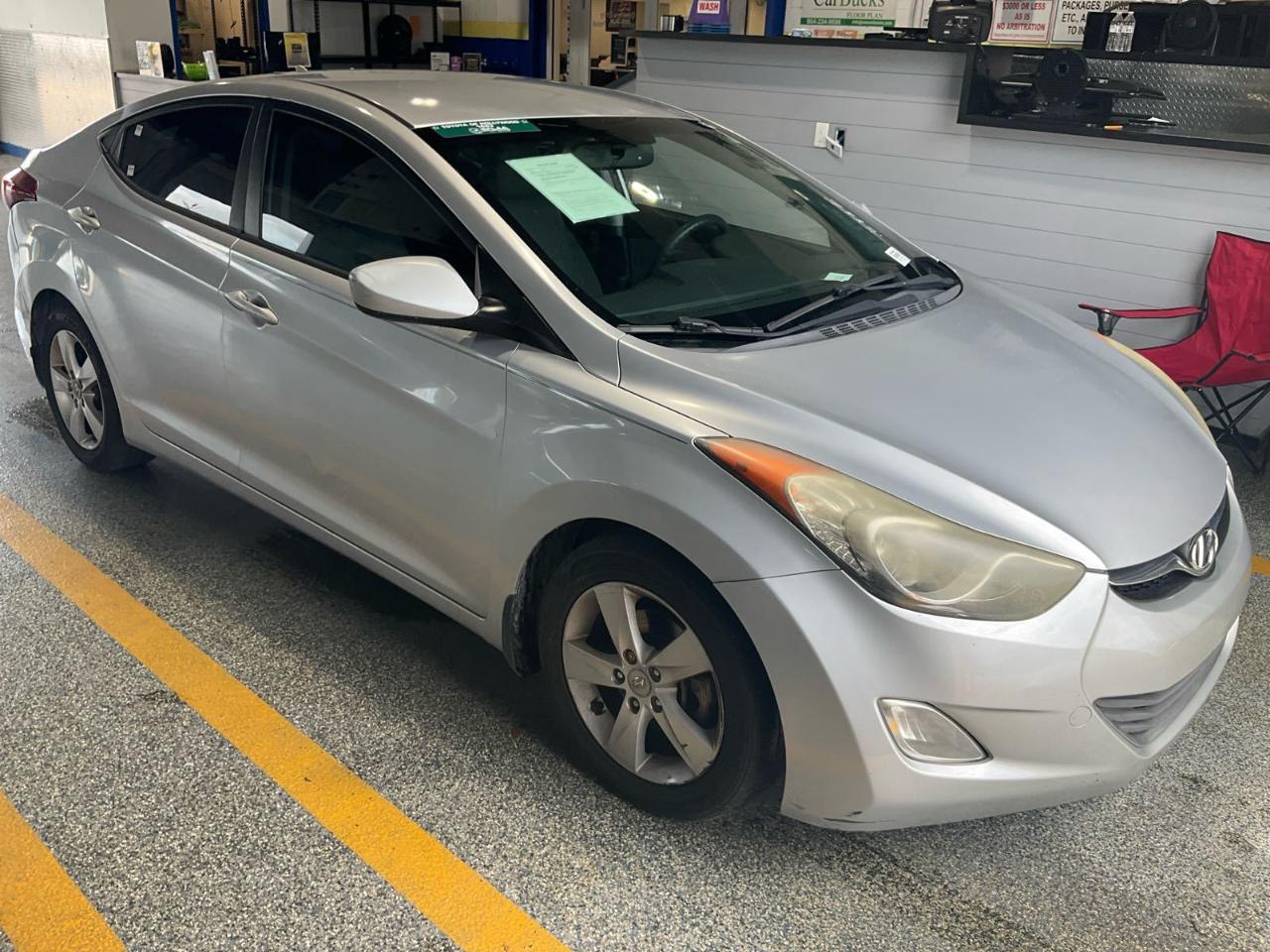 Hyundai Elantra  2013