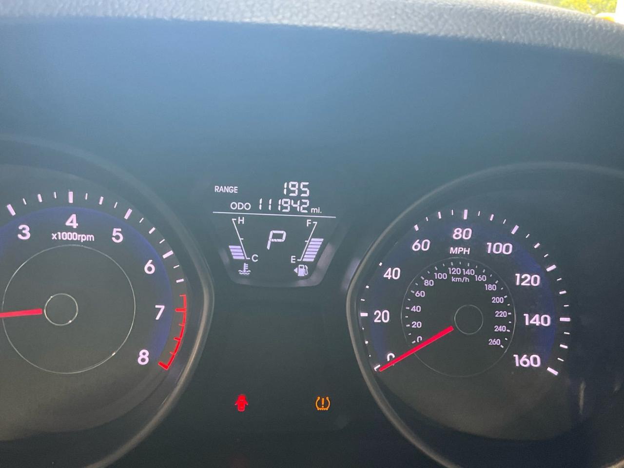 Hyundai Elantra  2013