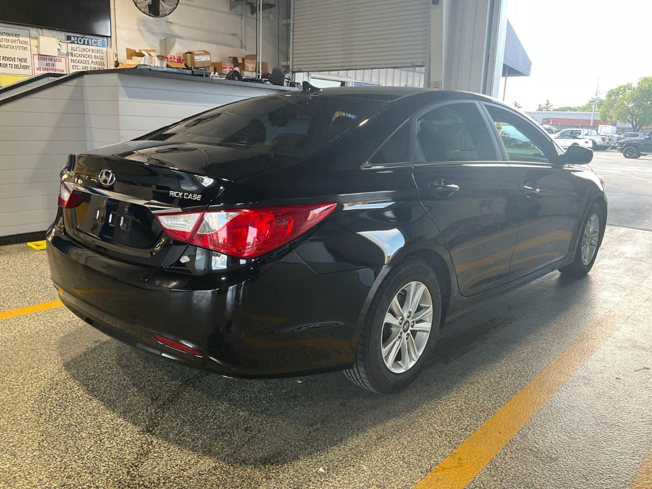 Hyundai Sonata  2011