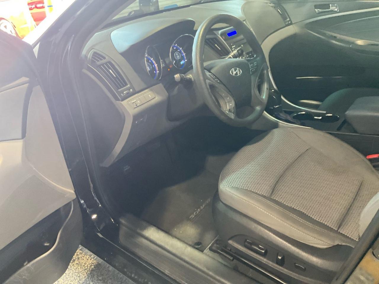 Hyundai Sonata  2011