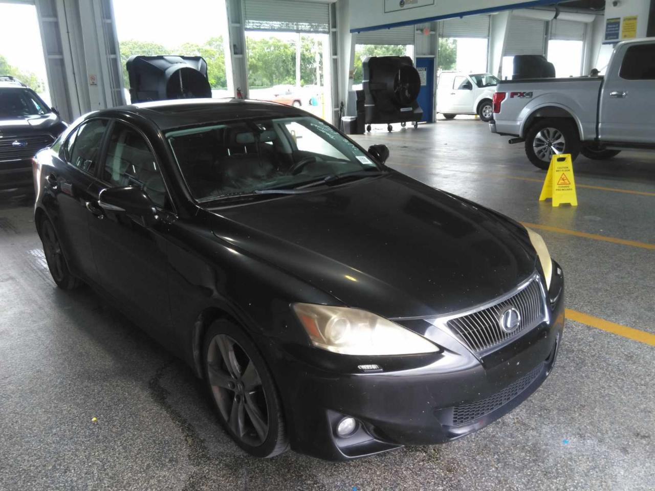 Lexus IS 350  2012