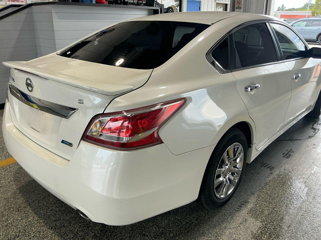 Nissan Altima  2013