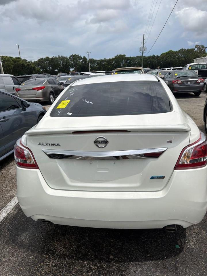 Nissan Altima  2013