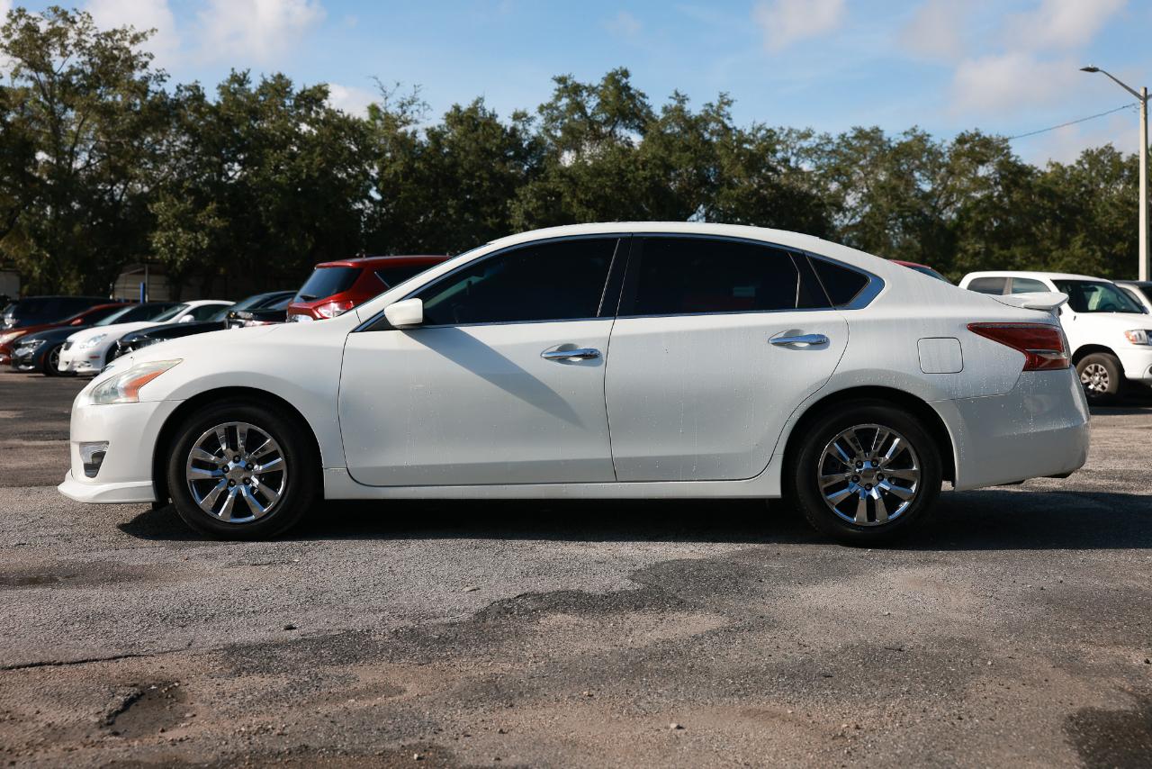 Nissan Altima  2013
