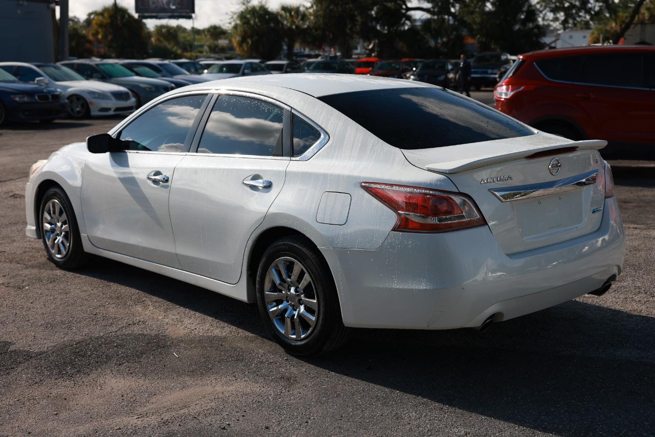 Nissan Altima  2013