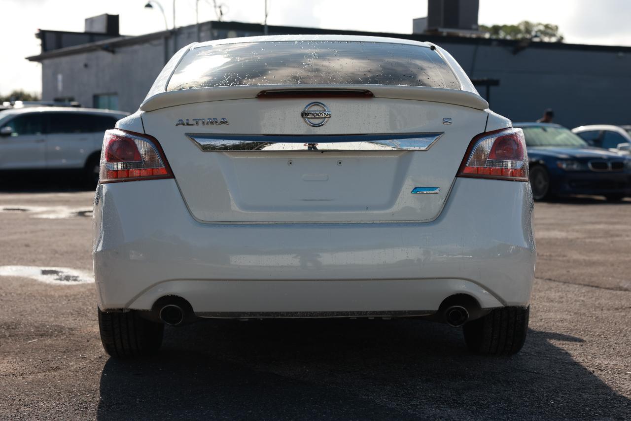 Nissan Altima  2013