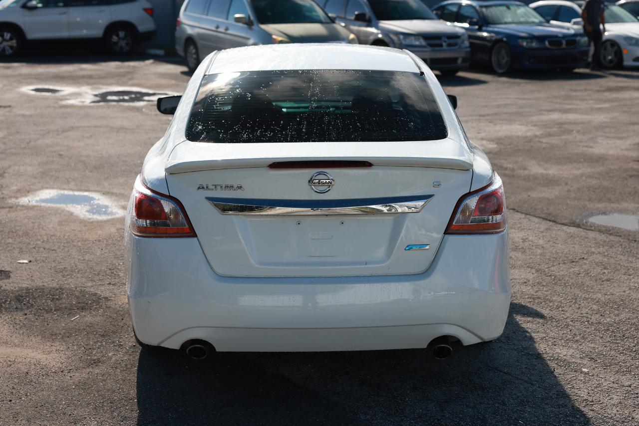 Nissan Altima  2013