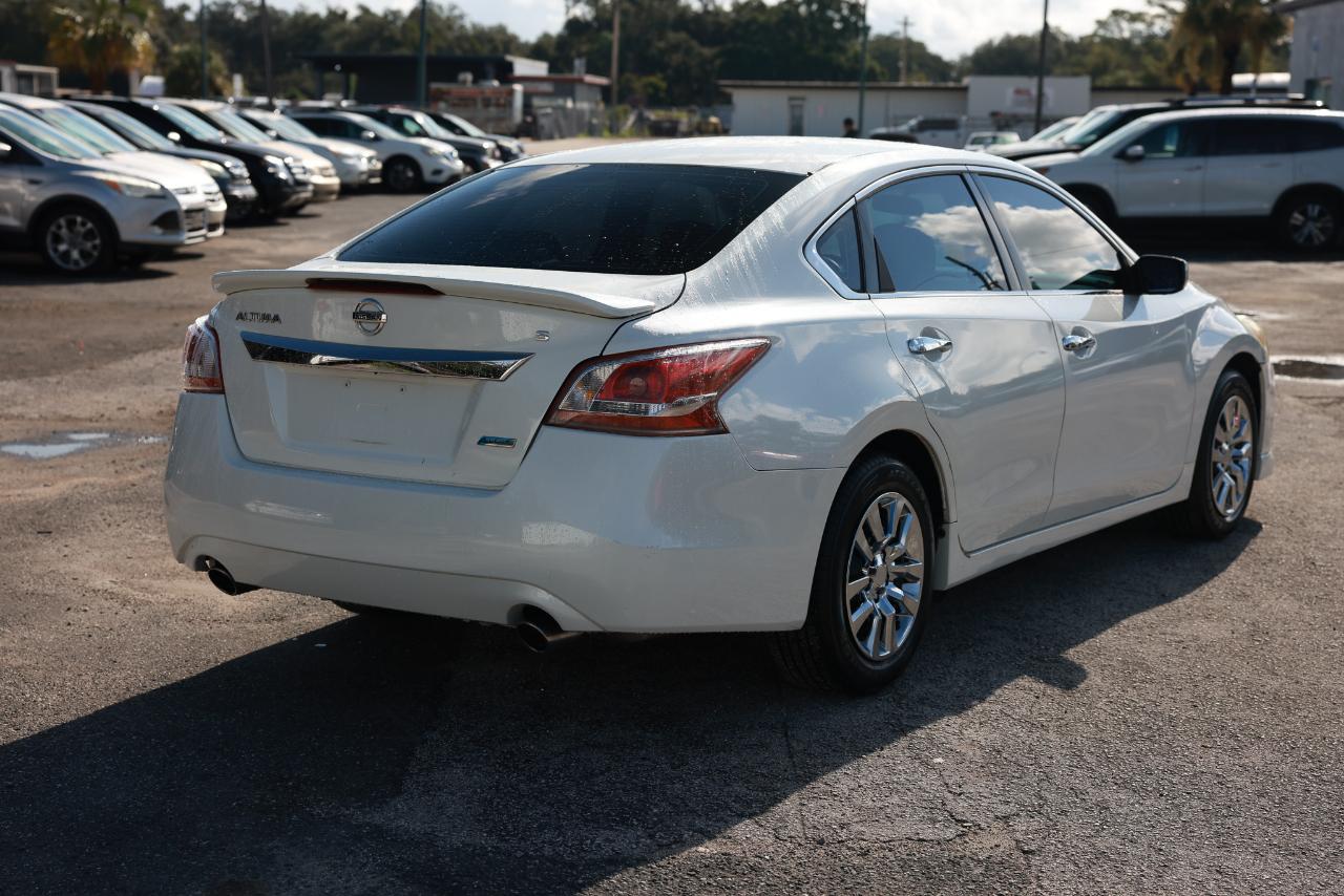 Nissan Altima  2013