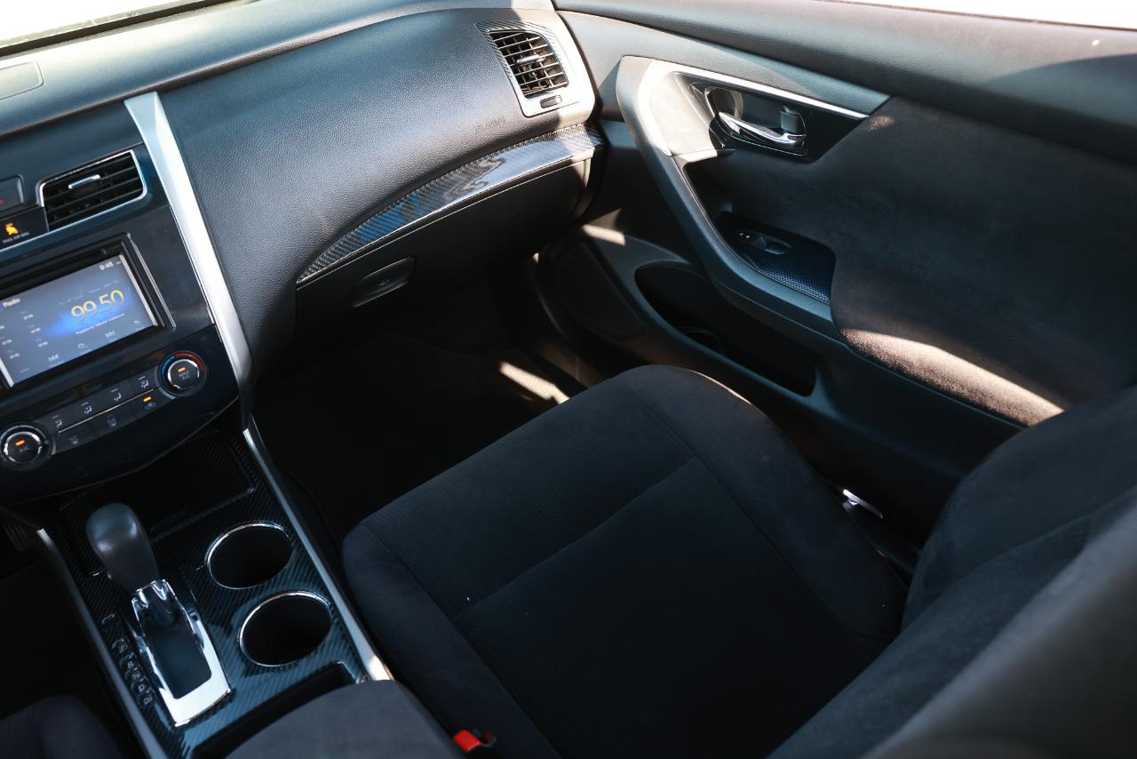 Nissan Altima  2013