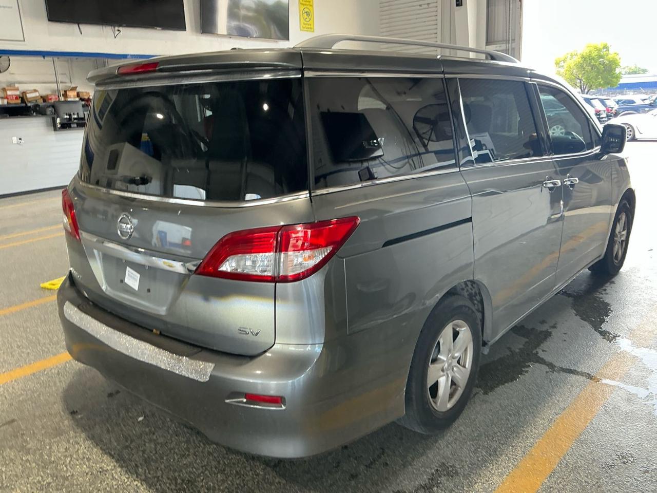 Nissan Quest  2016