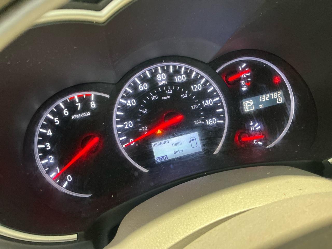 Nissan Quest  2016