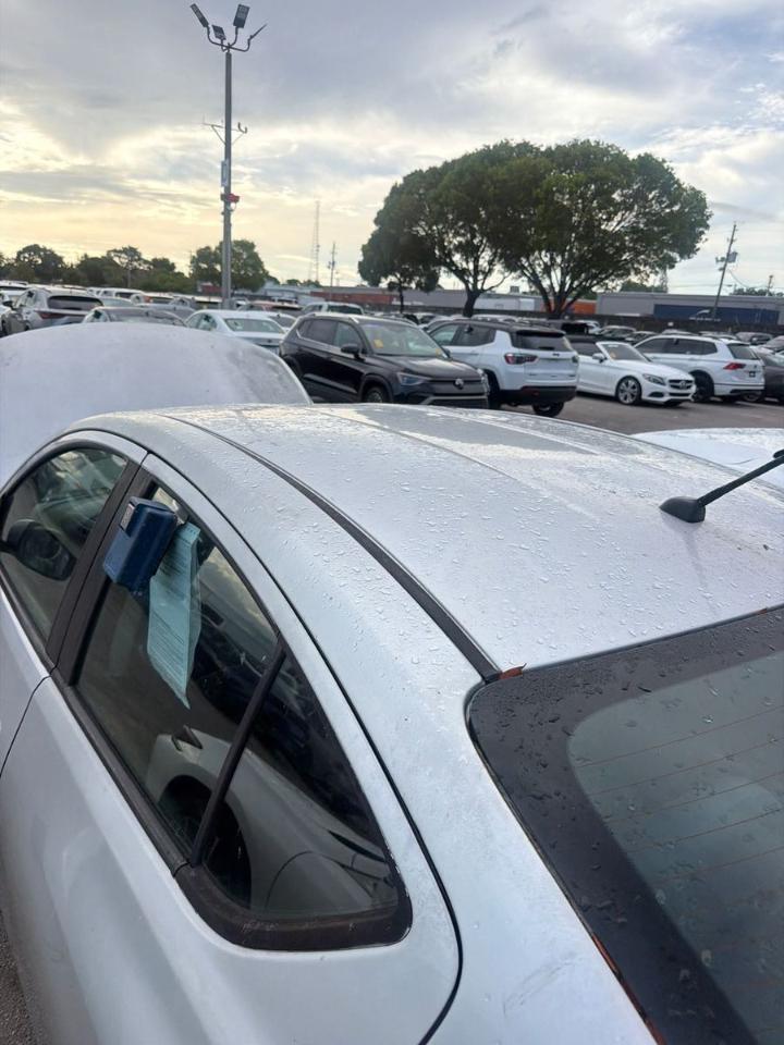 Nissan Versa Sedan  2019