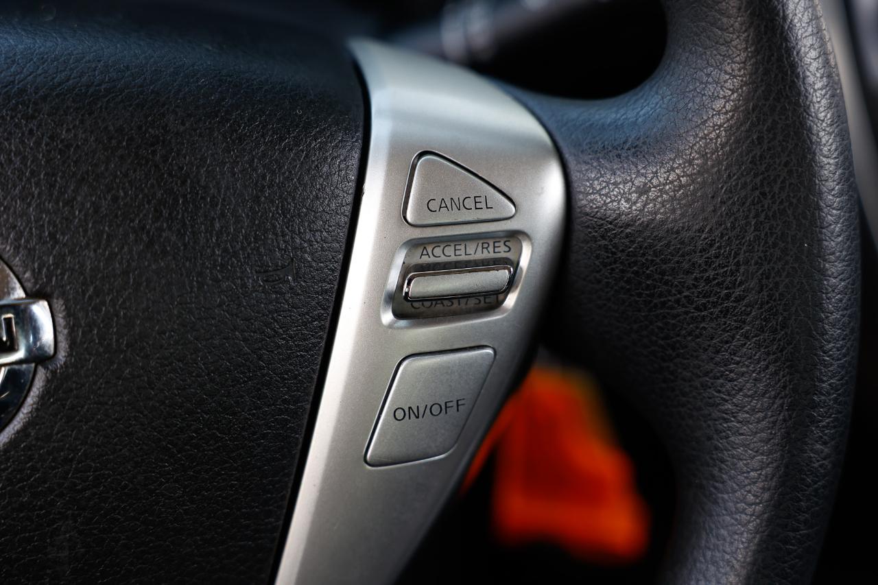 Nissan Versa Sedan  2019