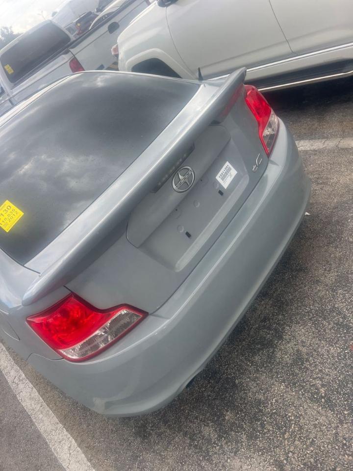 Scion tC  2012
