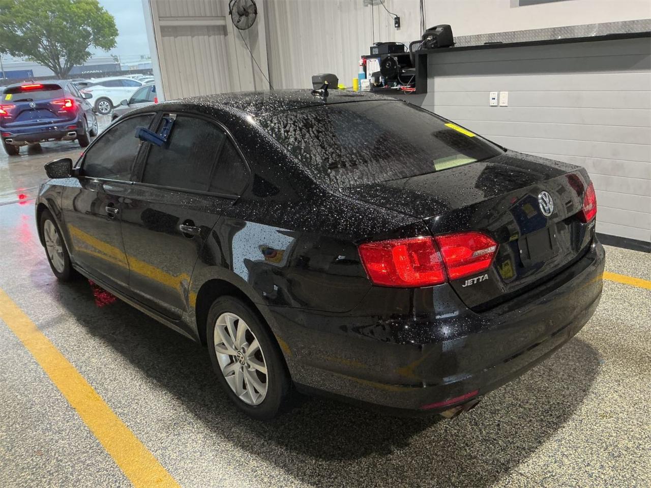 Volkswagen Jetta Sedan  2012