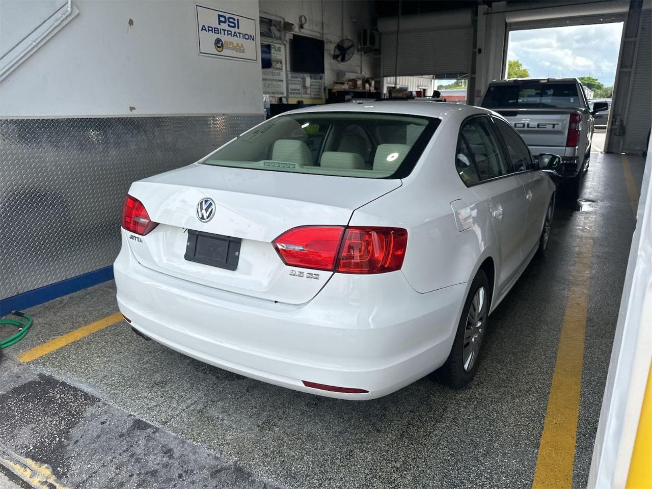 Volkswagen Jetta Sedan  2011