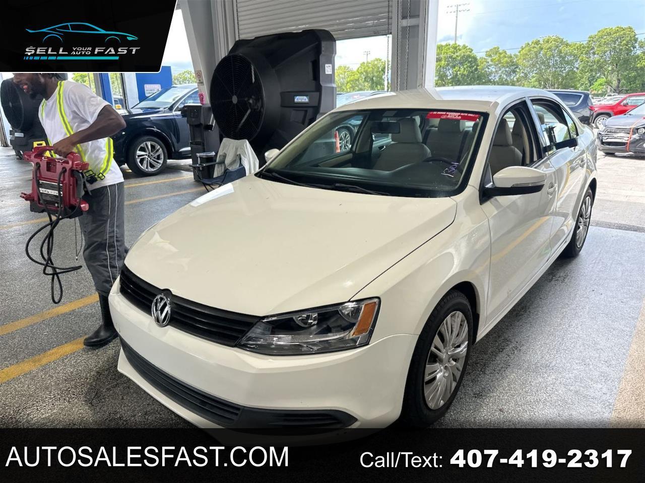 Volkswagen Jetta Sedan  2011