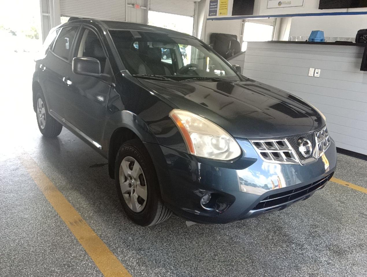 Nissan Rogue  2013