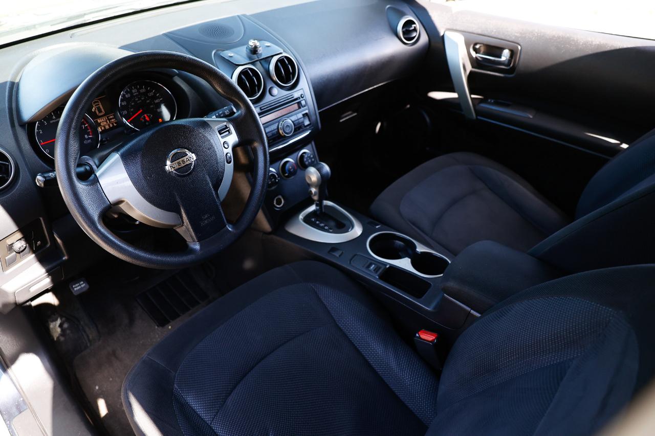 Nissan Rogue  2013