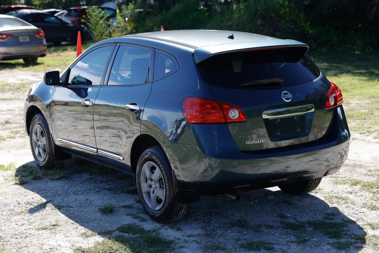 Nissan Rogue  2013