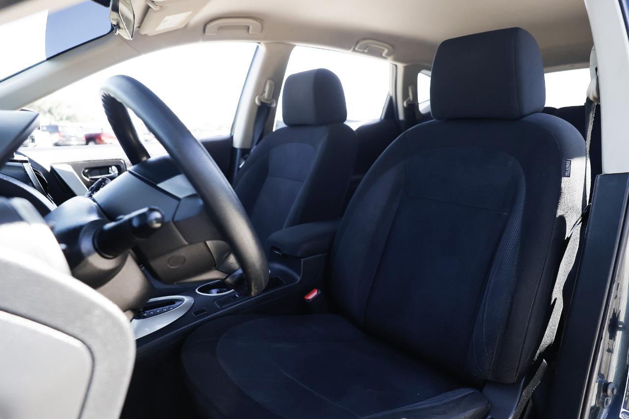 Nissan Rogue  2013