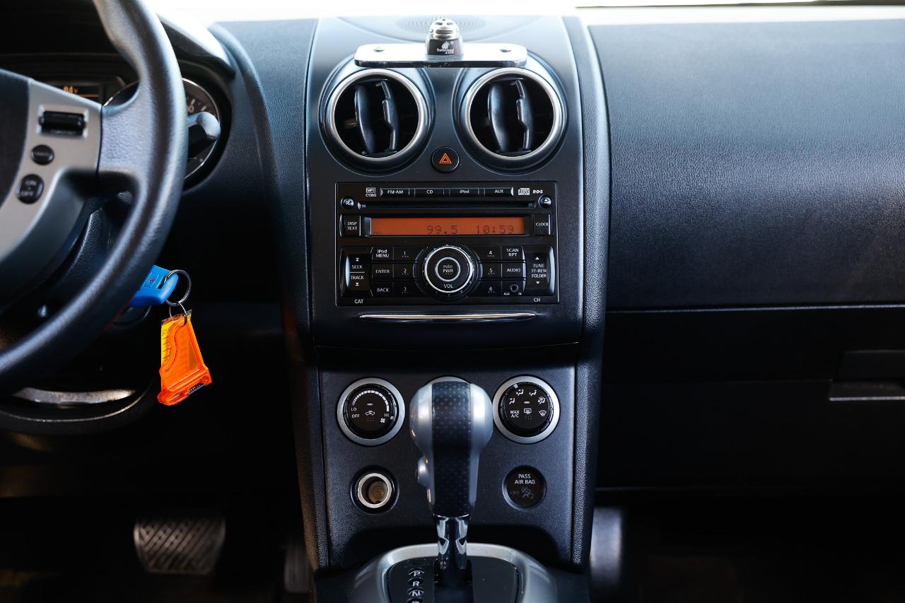 Nissan Rogue  2013