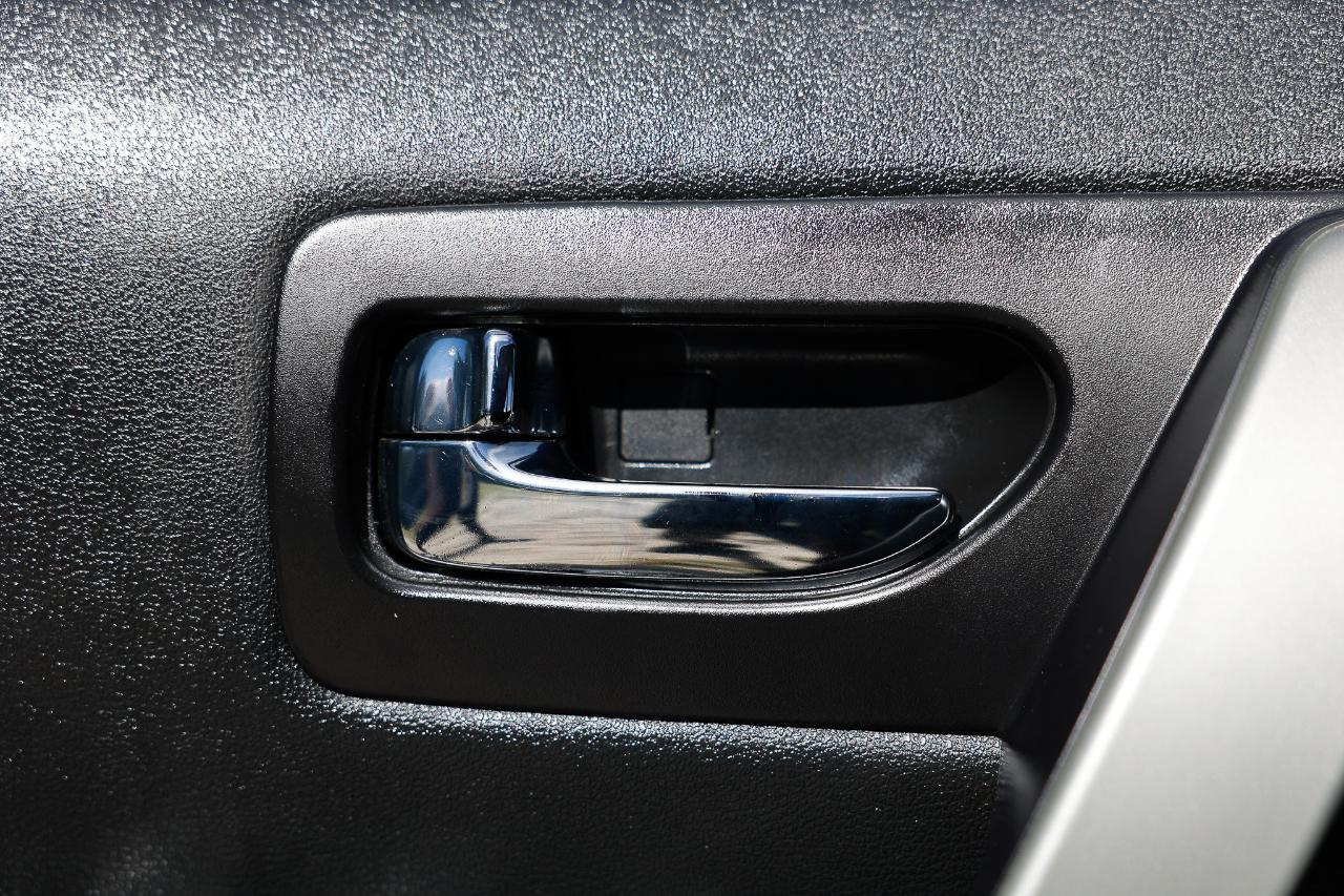 Nissan Rogue  2013