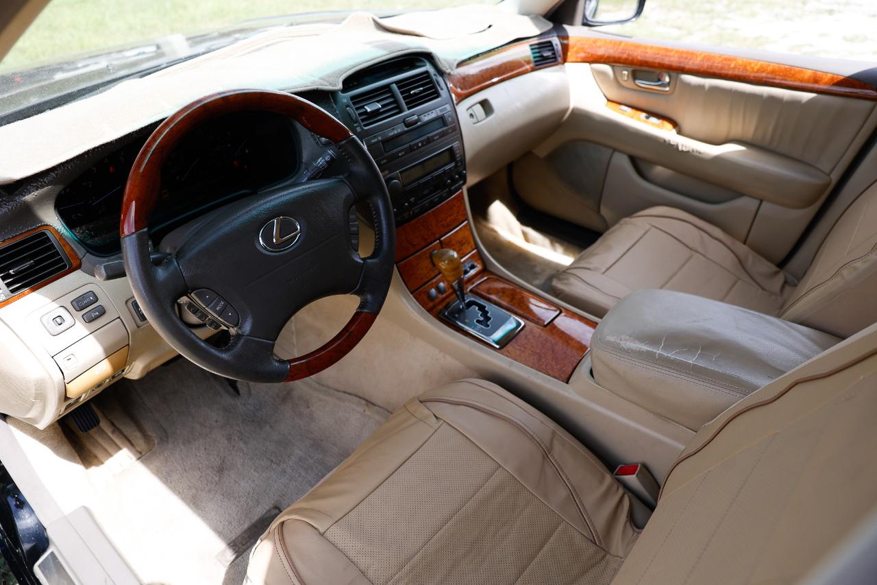 Lexus LS 430  2005