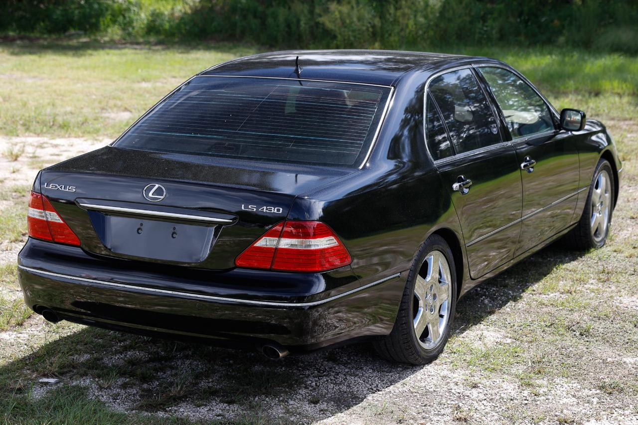 Lexus LS 430  2005