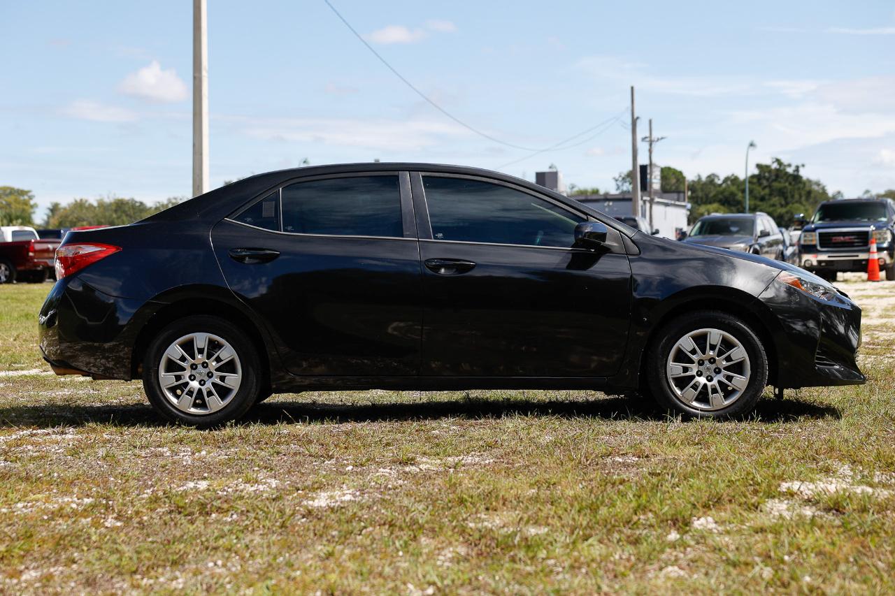 Toyota Corolla  2017