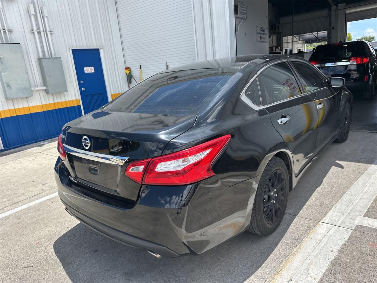 Nissan Altima  2017