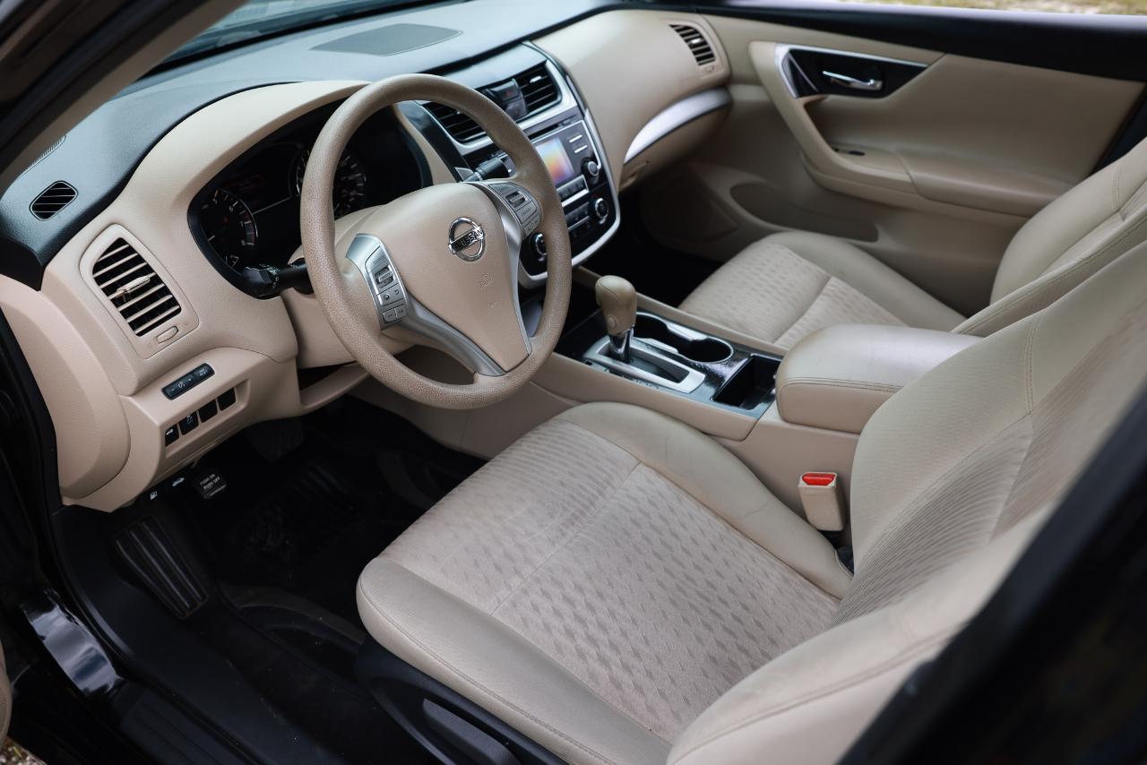 Nissan Altima  2017