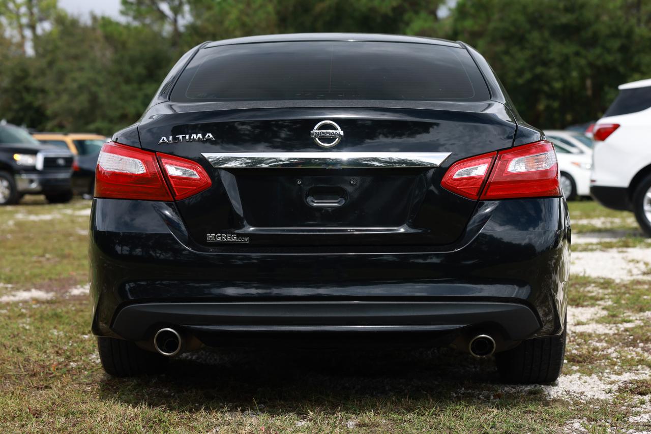 Nissan Altima  2017