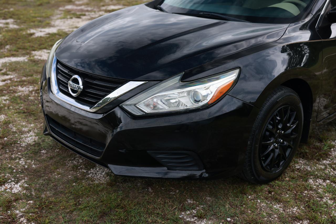 Nissan Altima  2017