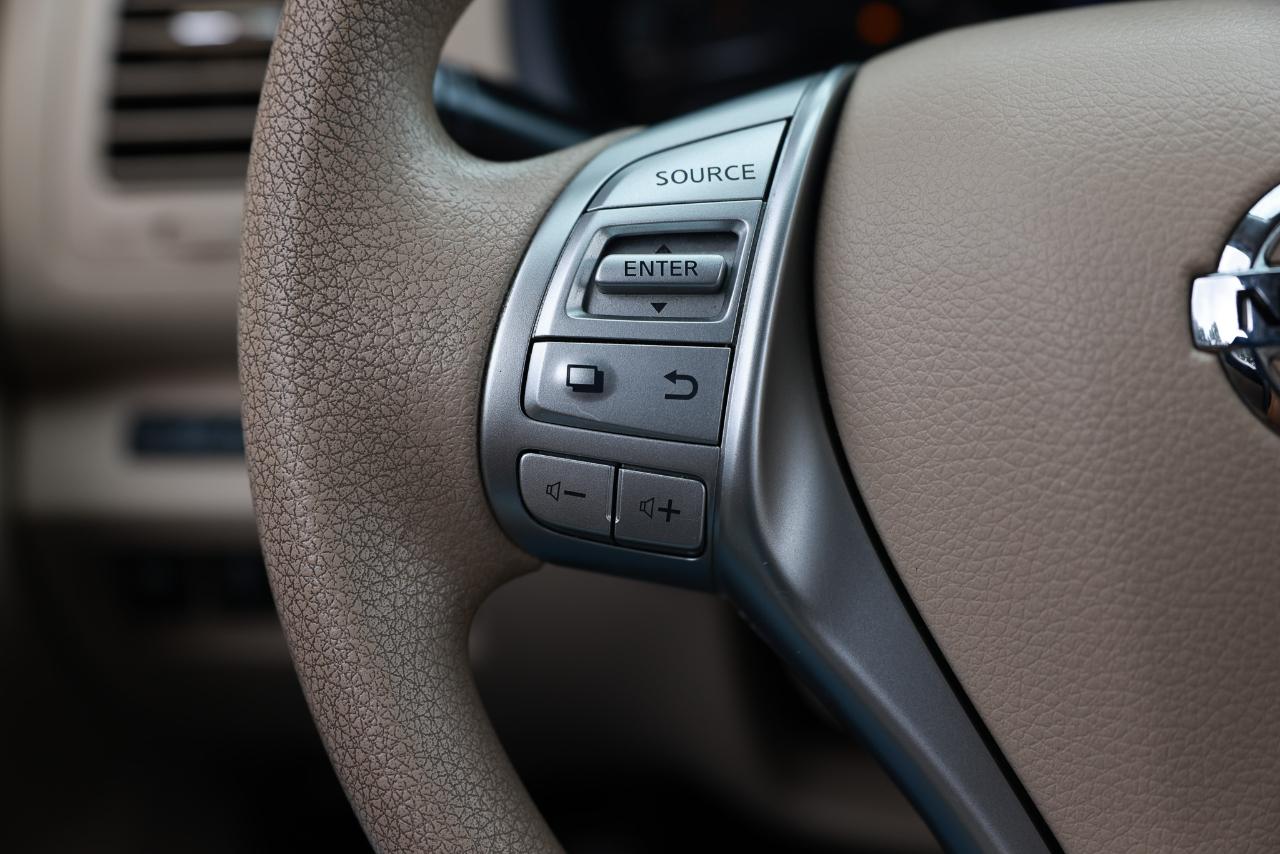 Nissan Altima  2017