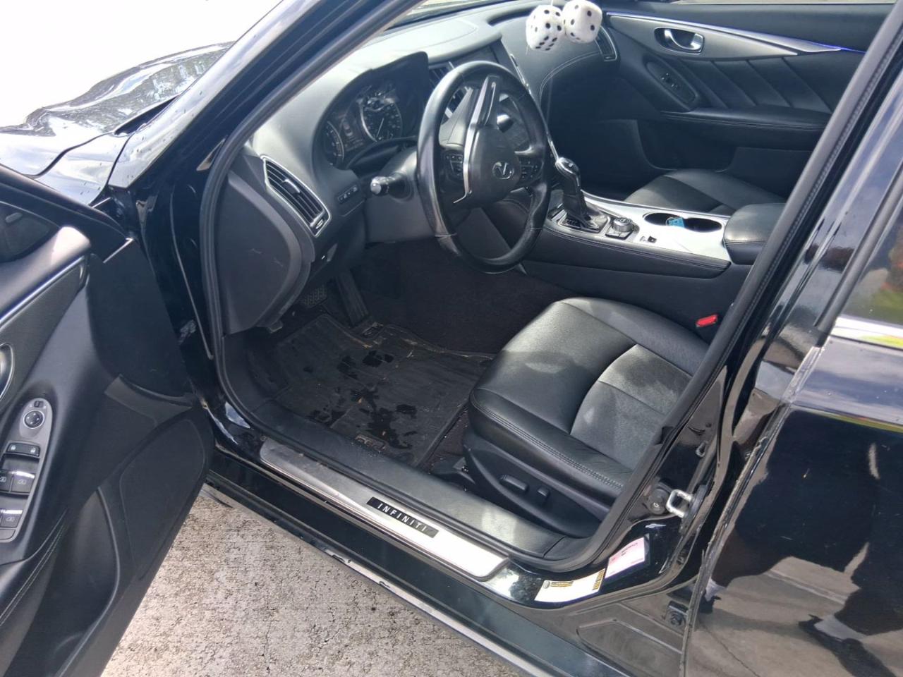 Infiniti Q50  2020