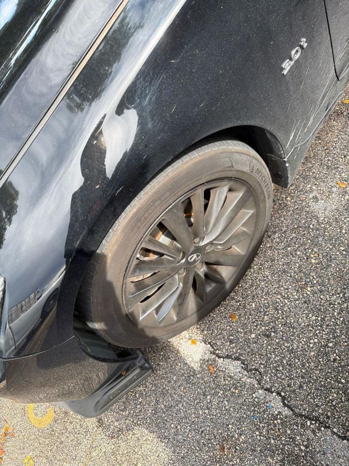 Infiniti Q50  2020