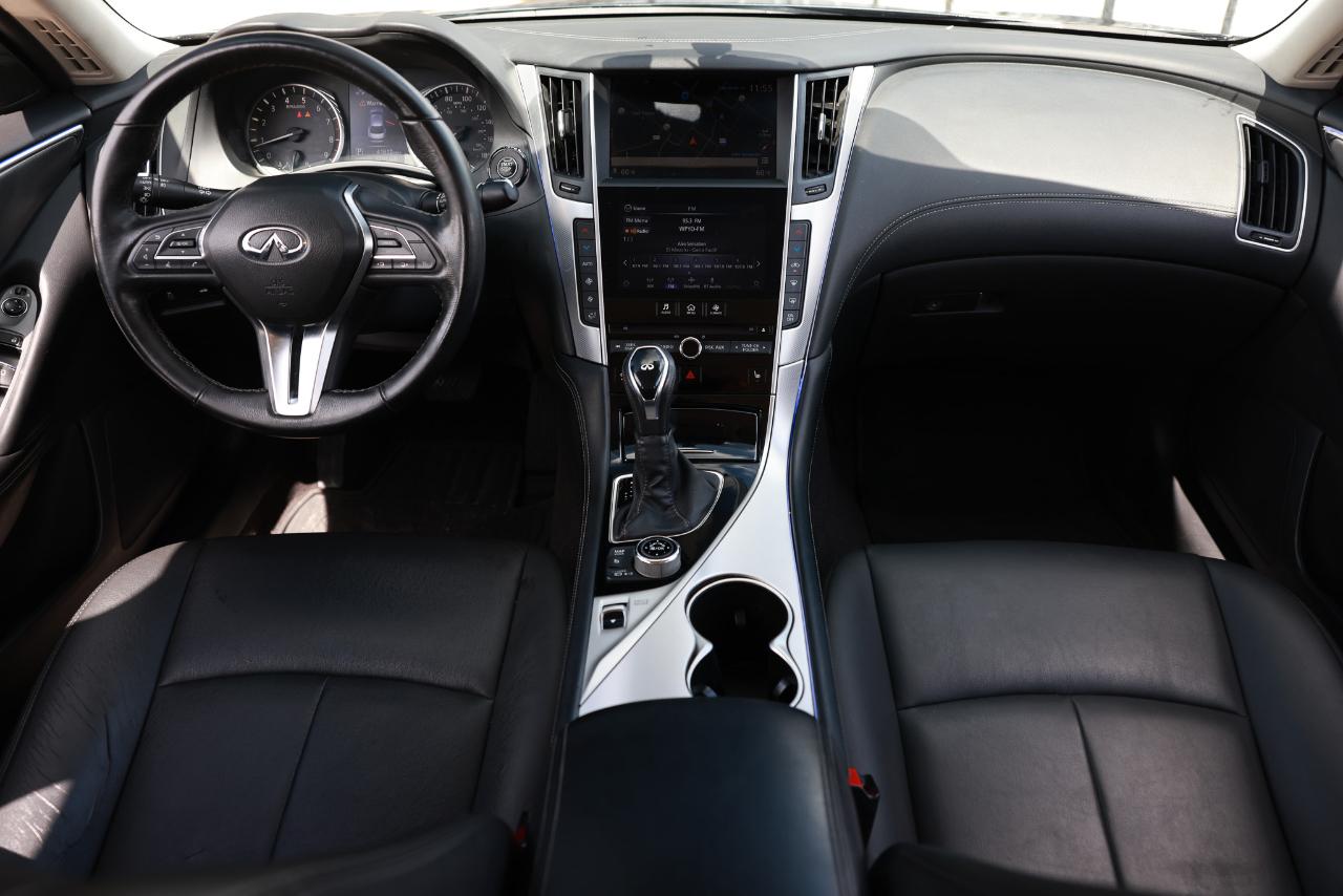 Infiniti Q50  2020