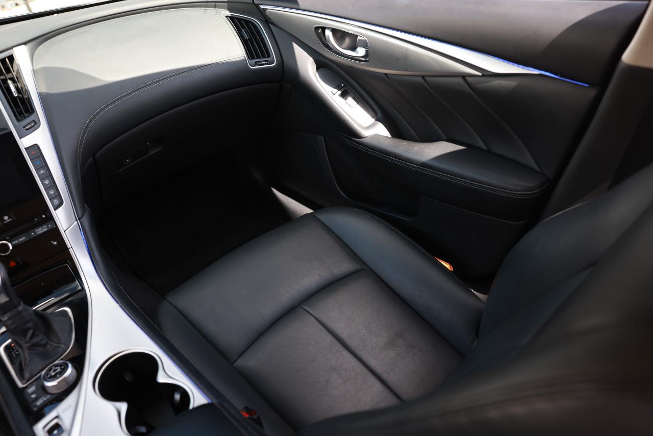 Infiniti Q50  2020