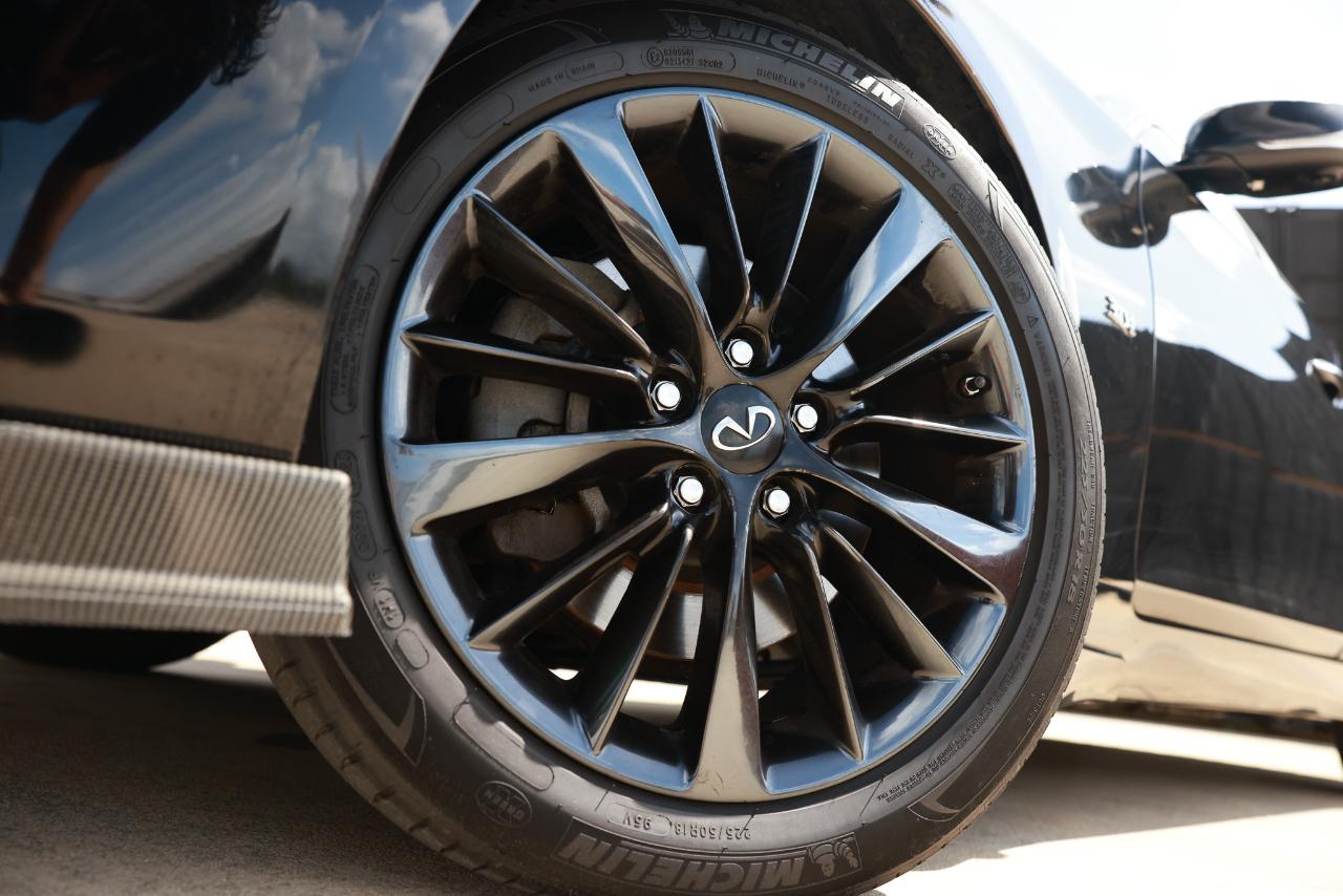 Infiniti Q50  2020