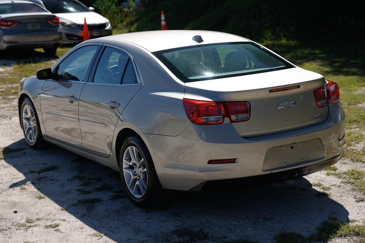 Chevrolet Malibu photo 5
