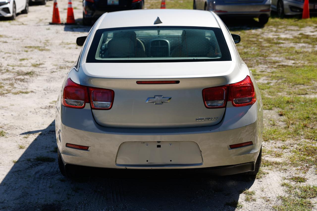 Chevrolet Malibu photo 9