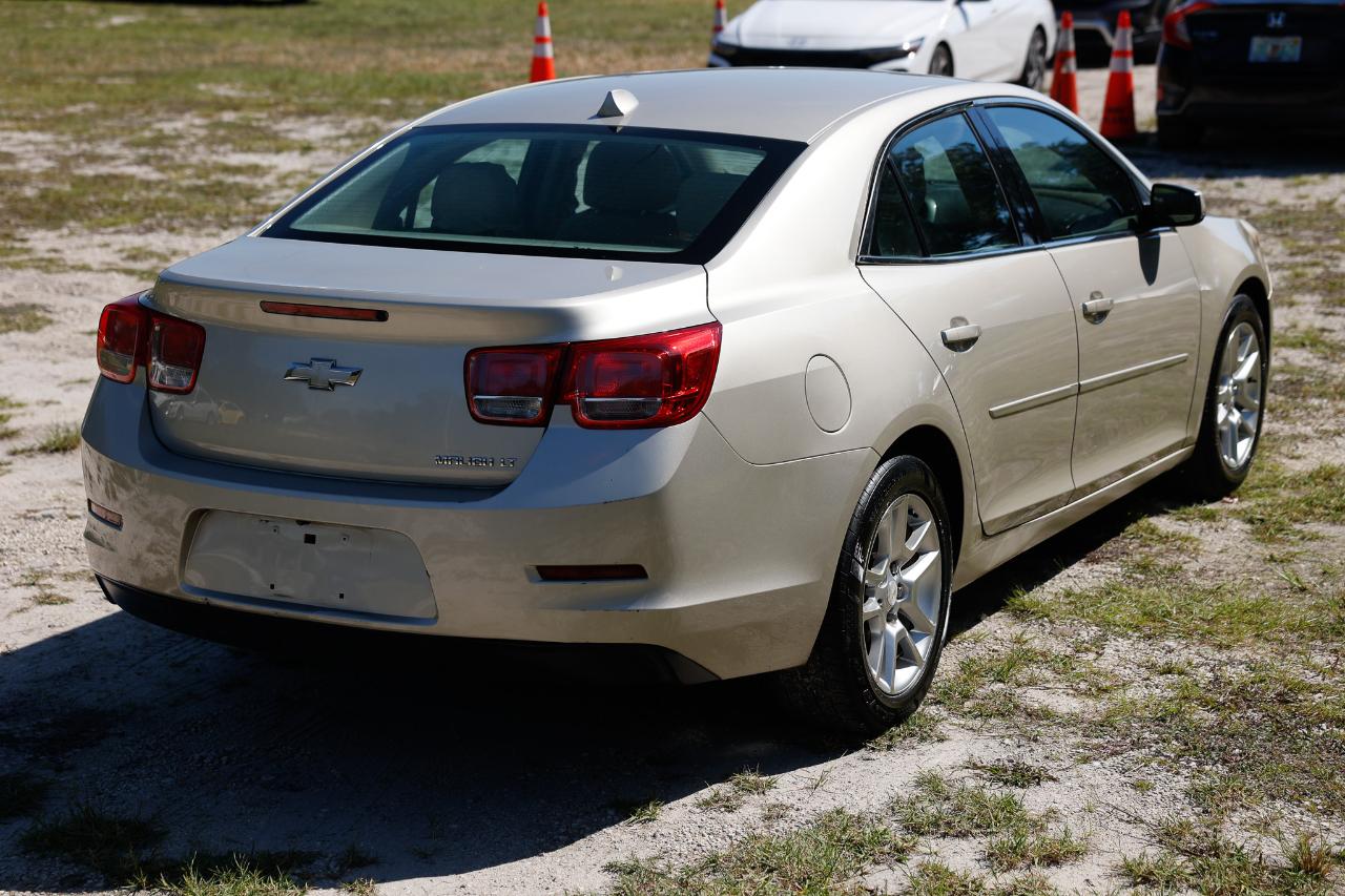 Chevrolet Malibu photo 11