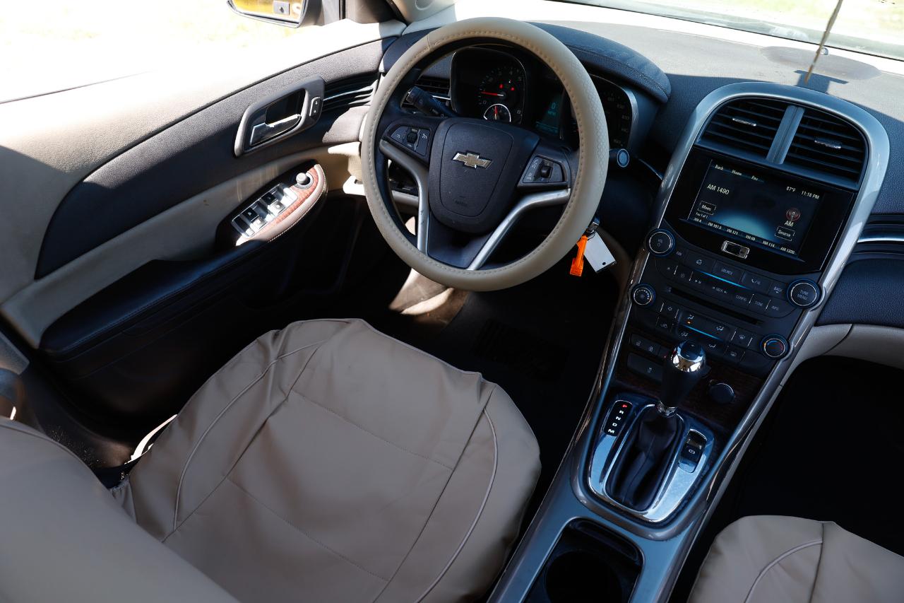 Chevrolet Malibu photo 21