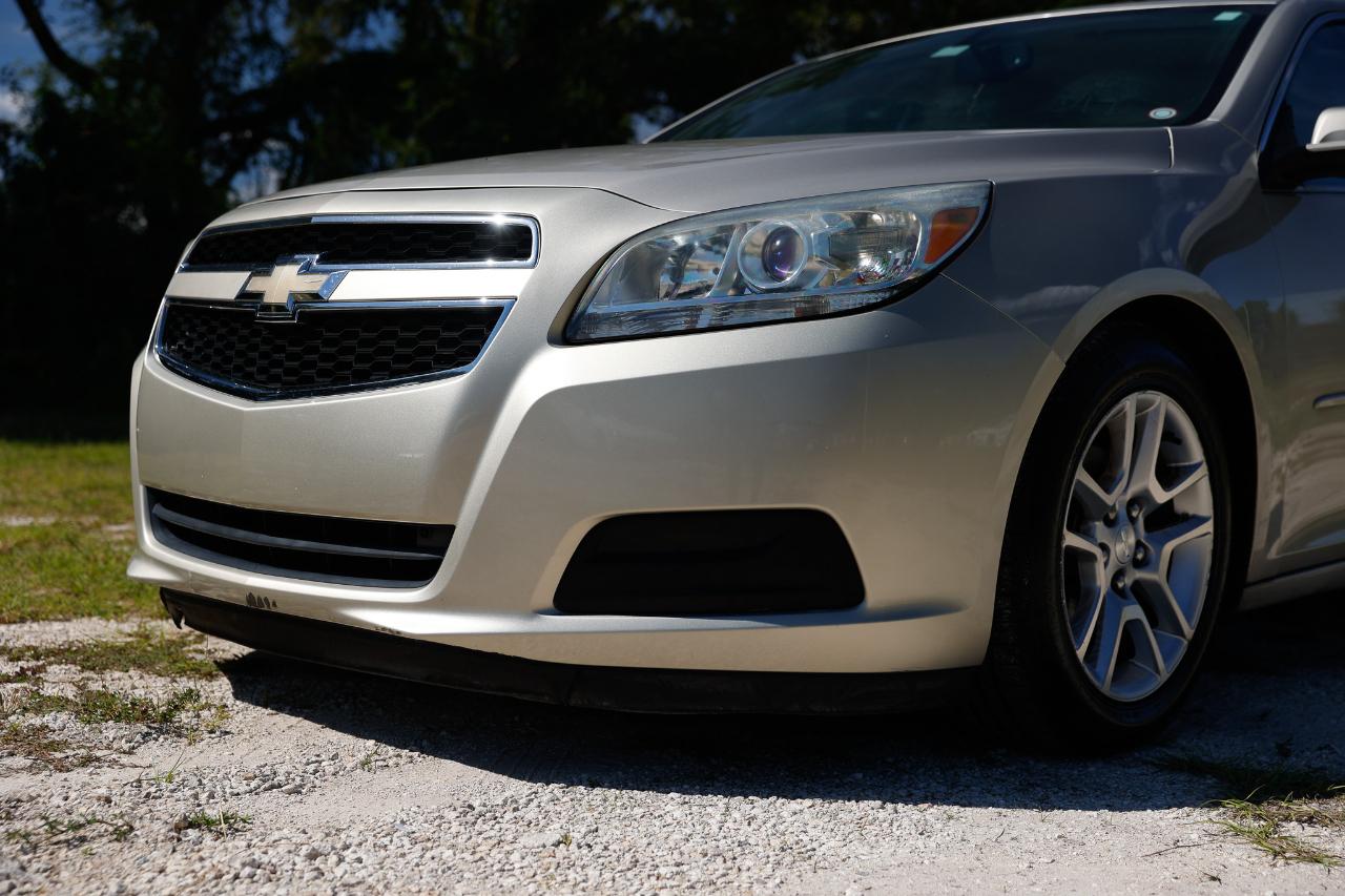 Chevrolet Malibu photo 24