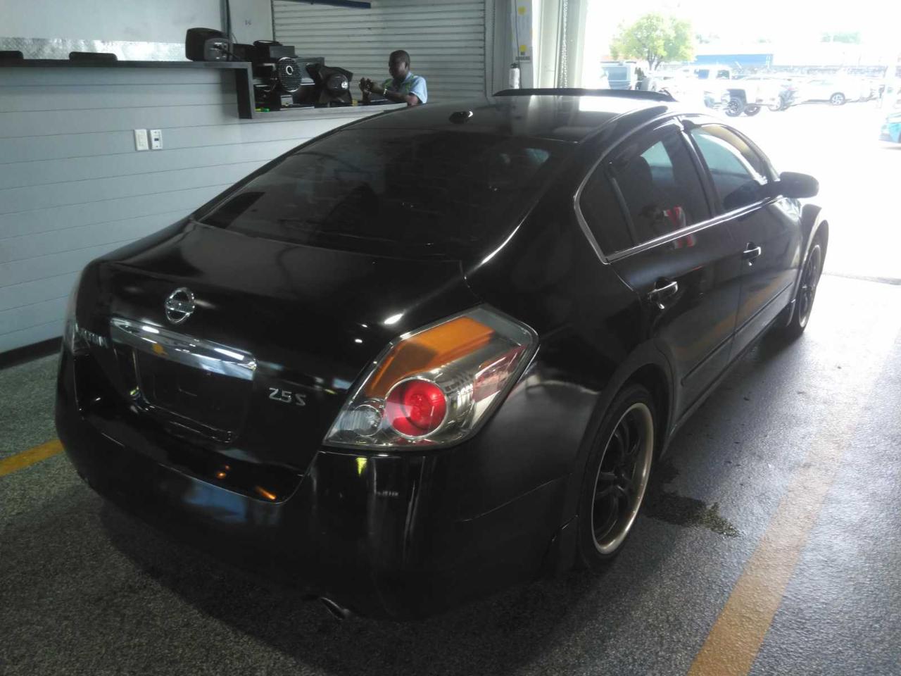 Nissan Altima  2012