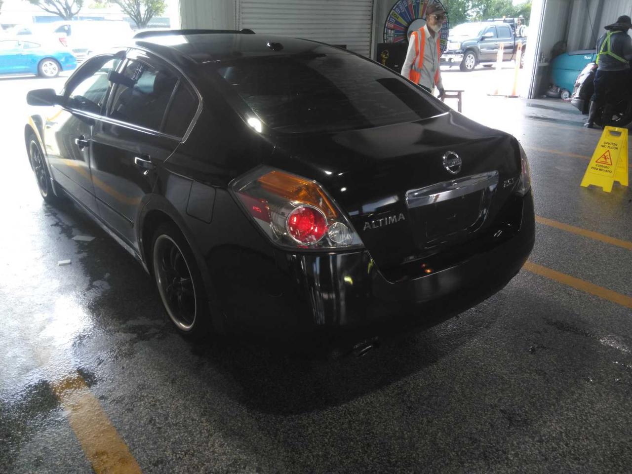 Nissan Altima  2012