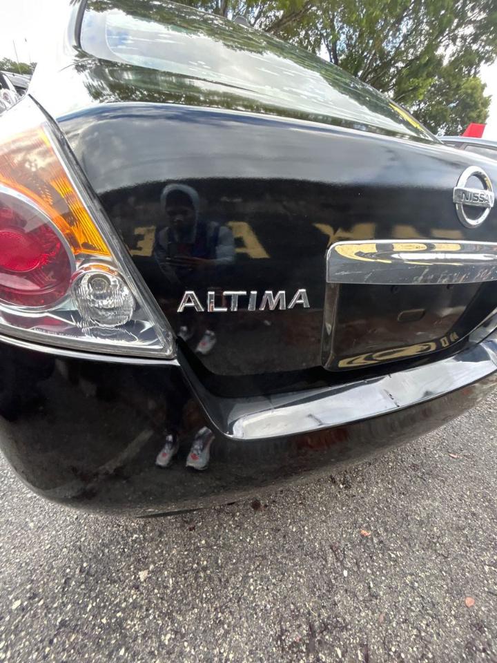 Nissan Altima  2012