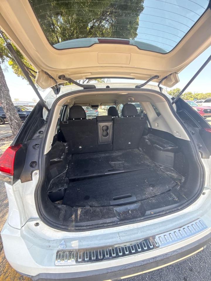 Nissan Rogue  2017