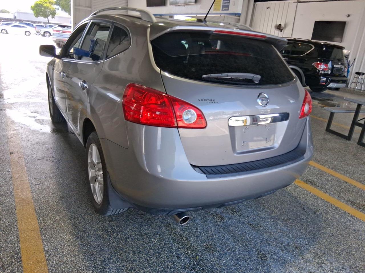 Nissan Rogue  2011